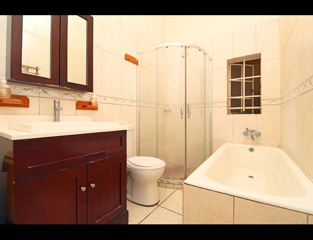 11 BEDROOM HOUSE FOR SALE IN AUCKLAND PARK